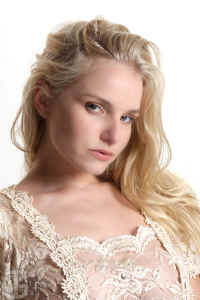 liz072901-2.jpg (153042 bytes)